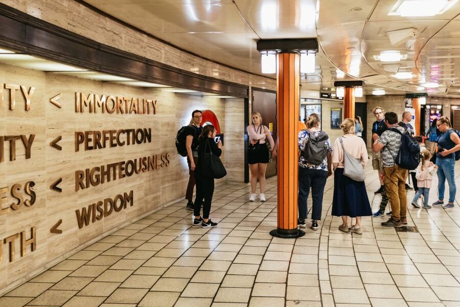 London: Secrets of the London Underground Walking Tour - The Tube during wartime