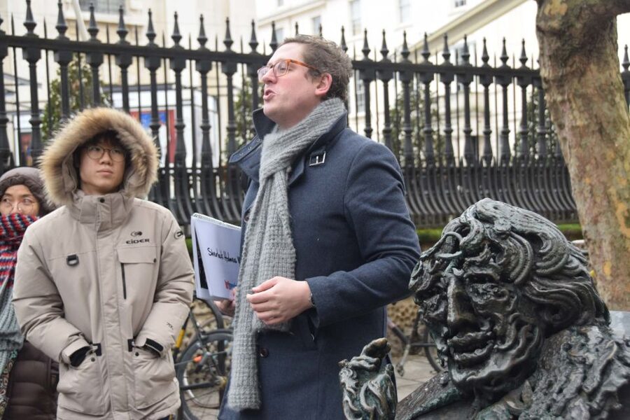 London: Sherlock Holmes-Themed Walking Tour - Meeting Holmes and Watson at Piccadilly