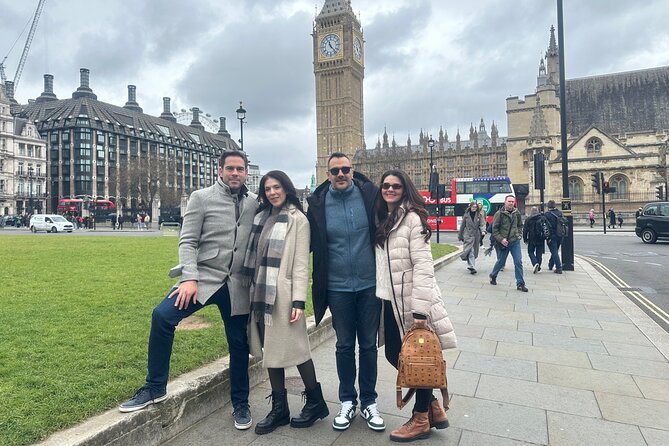 London Sightseeing Private Black Cab Tour with Hotel Pick Up - Trafalgar Square and the West End