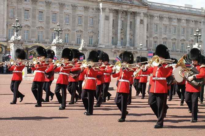 London Sightseeing Tour: Guard Change with Tower of London Option - Is $95.29 good value?