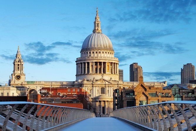 London Sightseeing Tour: Guard Change with Tower of London Option - Buckingham Palace and the Changing of the Guard