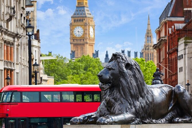 London Sightseeing Walking Tour with 30+ sights - Buckingham Palace, parks and the final stretch
