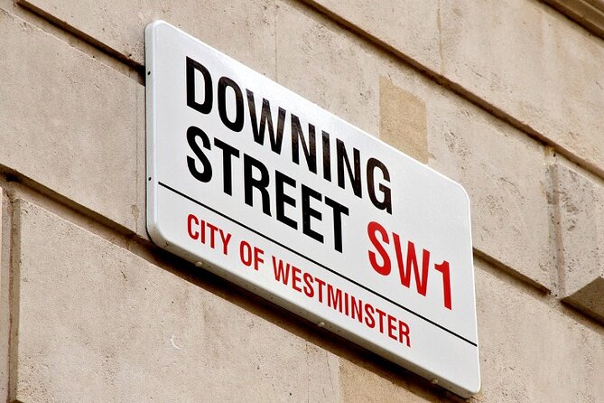 London Sightseeing Walking Tour with 30+ sights - What the price gets you, and what it does not
