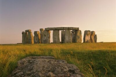 Stonehenge, Bath, Lacock, & Avebury Small Group Tour