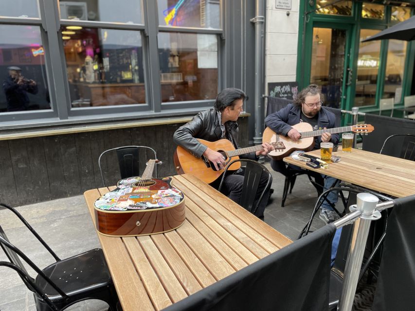 London: The Great British Rock and Roll Music Walking Tour - Finish with a pub story
