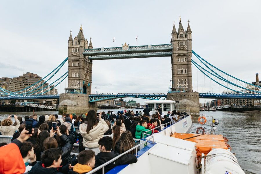 London: Tootbus Must-See Hop-On Hop-Off Bus Tour with Cruise - Choose a landmark, not a bus ride marathon