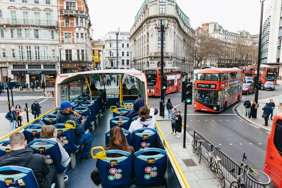London: Tootbus Must-See Hop-On Hop-Off Bus Tour with Cruise - What to expect when the city interrupts the schedule