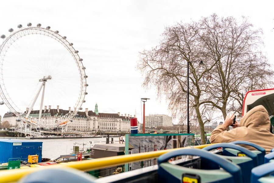 London: Tootbus Must-See Hop-On Hop-Off Bus Tour with Cruise - Make the Thames cruise part of the plan