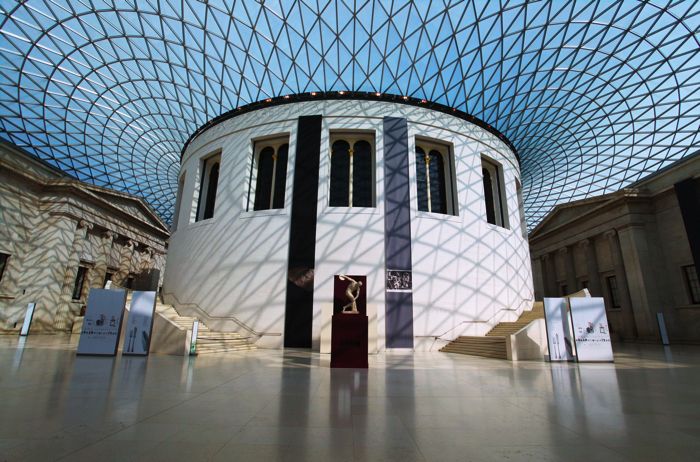 London: Tour of the British Museum - Egyptian funerary beliefs and Assyrian power