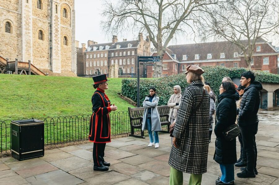 London: Tower of London Entry & Beefeater Private Audience - Independent time: give the Tower more than an hour