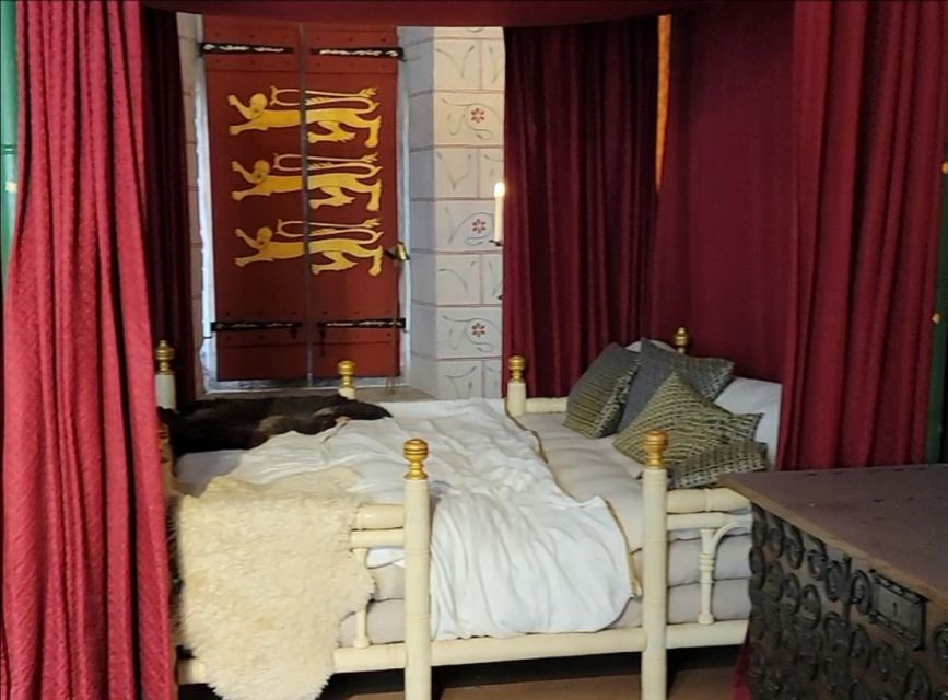 London: Tower of London Guided Tour with Boat Ride - Take the Thames cruise as a separate outing