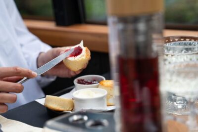 Traditional Afternoon Tea Tour in a Luxury Coach