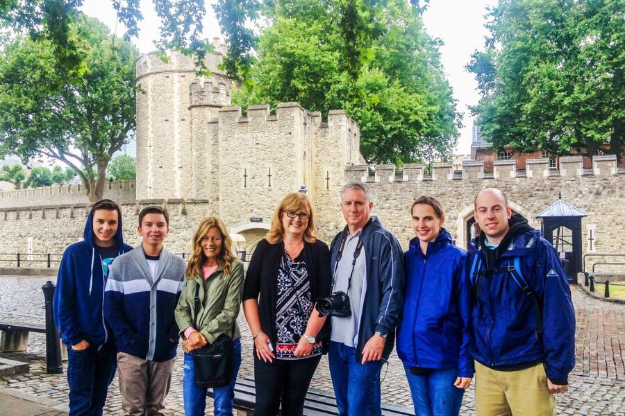 London: VIP Tower of London & Tower Bridge Early-Access Tour - The $201 price buys timing and context