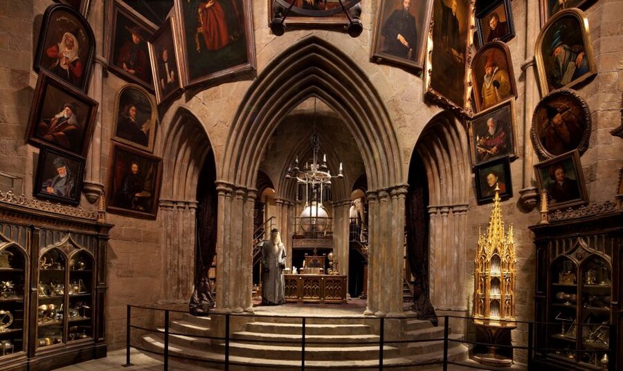 London: Warner Bros. Studio Tour with Hotel Pickup - Gringotts, goblin costumes and the Lestrange vault