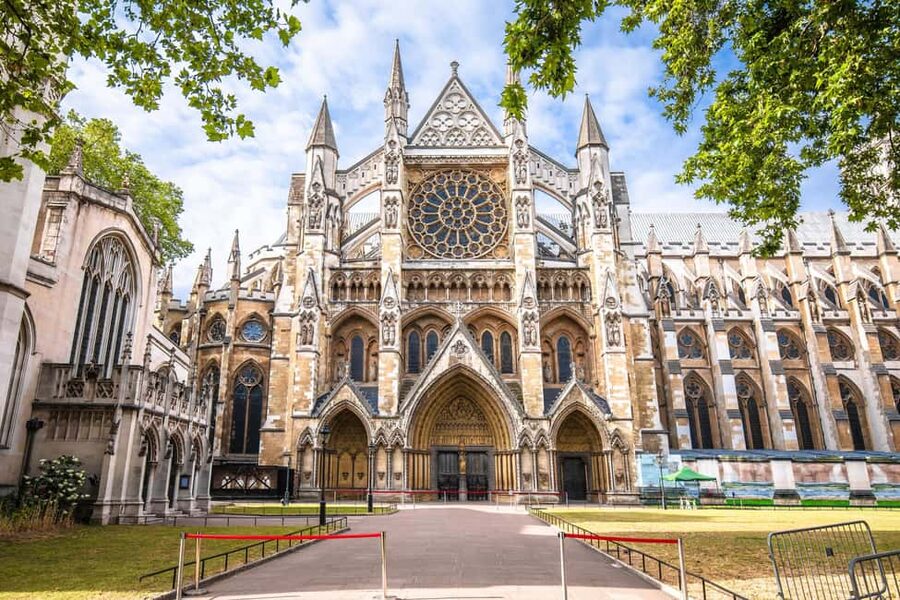 London: Westminster Abbey, Big Ben & Buckingham Guided Tour - Westminster Abbey is the main event