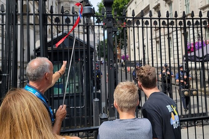 London: Westminster Abbey, Big Ben & Changing of the Guards Tour - Buckingham Palace from the Outside