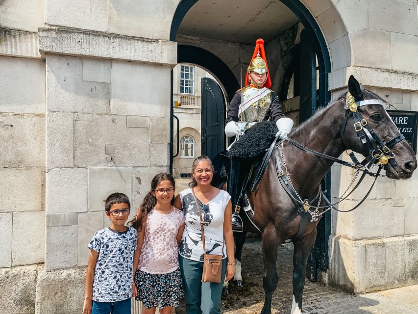 London: Westminster and Changing of the Guard Tour - What the price buys you