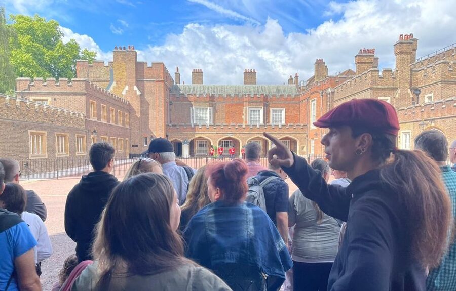 London: Westminster and Changing of the Guard Tour - Buckingham Palace and the Changing of the Guard