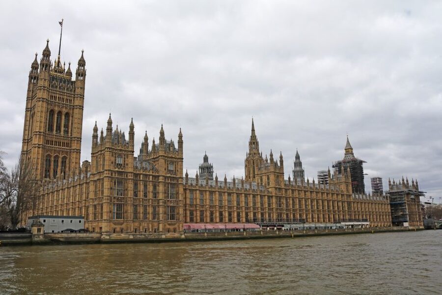 London: Westminster to Kew River Thames Cruise - A traditional boat, with useful comforts