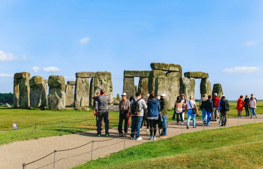 London: Windsor, Stonehenge, Bath, and Roman Baths Day Trip - The essentials to know before you go