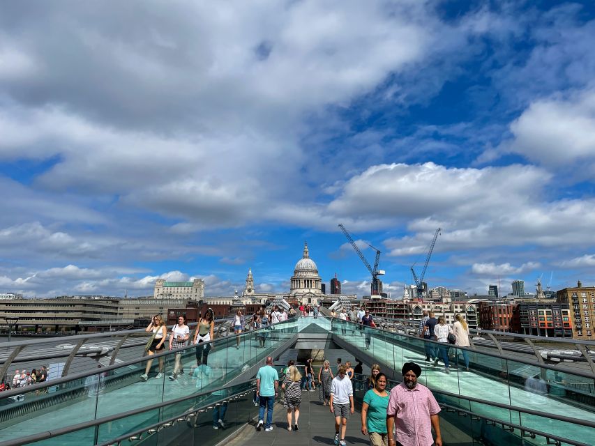 London: Witches and History Bankside Walking Tour - The Golden Hinde and Winchester Palace
