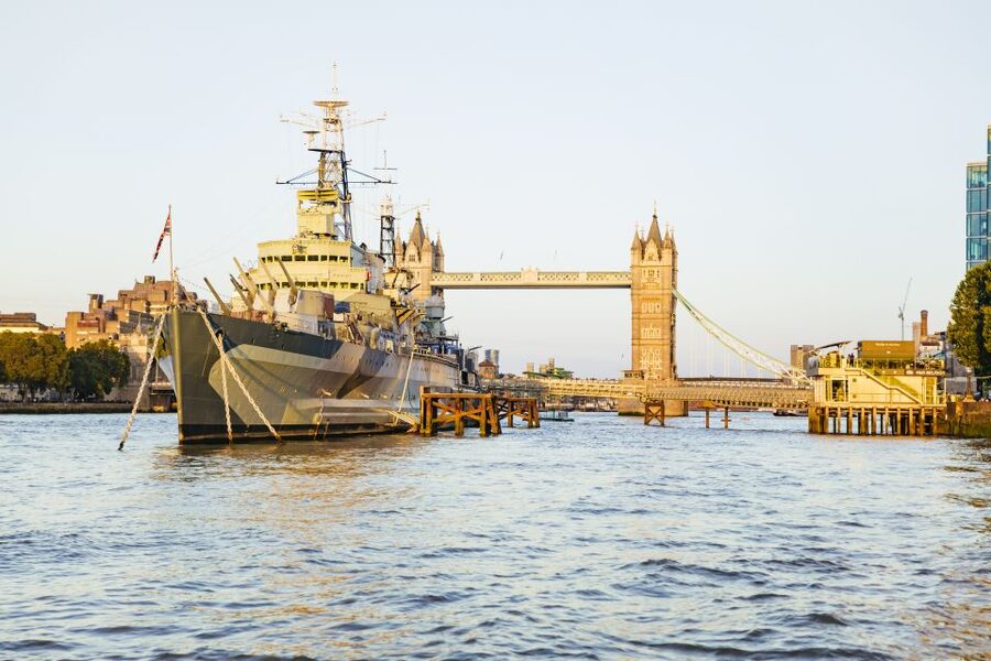 Magical London: Harry Potter Guided Walking Tour - What makes a good guide matter here