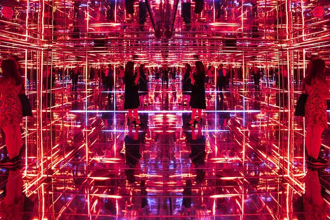 Official tickets: Moco Modern & Contemporary Art Museum - A compact museum with an unusually broad cast