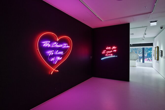 Official tickets: Moco Modern & Contemporary Art Museum - Give yourself 90 minutes, then follow your interests