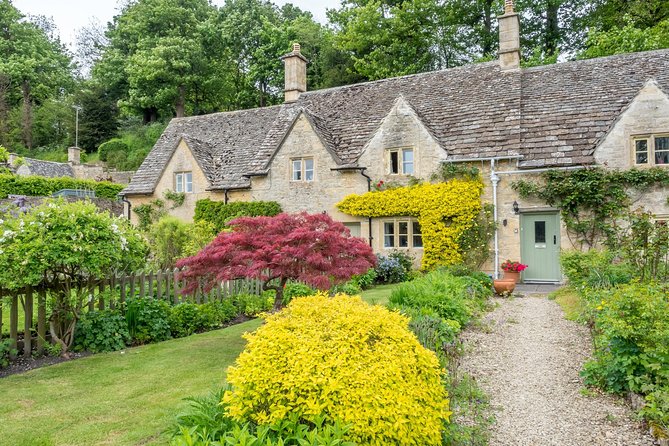 Oxford and Traditional Cotswolds Villages Small-Group Day Tour from London - Bibury: Arlington Row and a popular photo stop