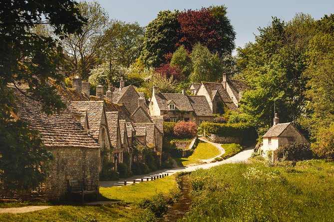Oxford and Traditional Cotswolds Villages Small-Group Day Tour from London - Who will enjoy this day most