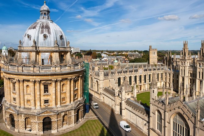 Oxford, Stratford, Cotswolds & Warwick Castle Tour from London - Warwick Castle: towers, history, and family attractions