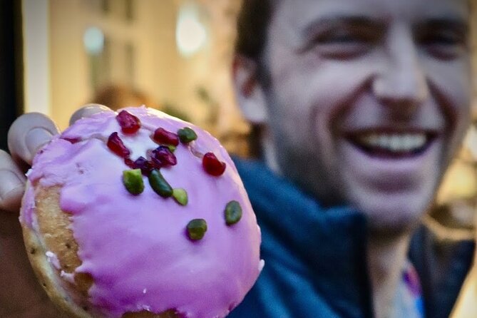Private East End Food Tour: 7 Tastings with Bagels & Fish & Chips - Brick Lane’s layered communities