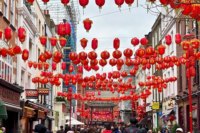 PRIVATE London Food Tours - Borough Market, Soho, East End - Choose the London food story you want