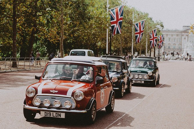 Private Panoramic Tour of London in a Classic Car - The guide can make or break the two hours