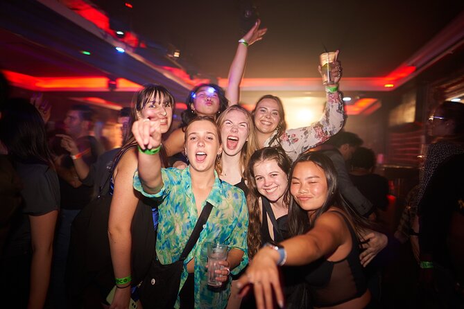 Pub Crawl of Central London - Who should book this London crawl?