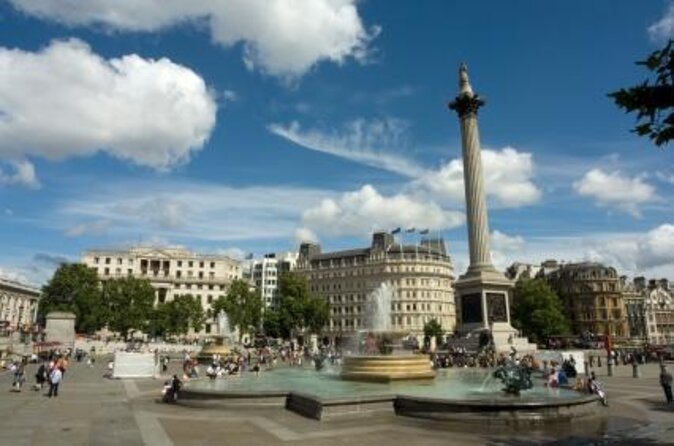 Secret Walking Tour of Central London - Trafalgar Square and its smallest police station