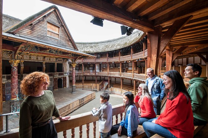 Shakespeare's Globe Guided Tour - Inside the wooden O
