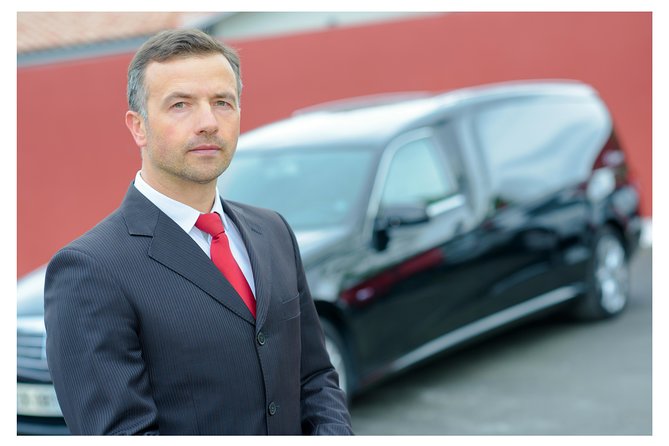 Shared Departure Transfer from your London Hotel to the Airport - Leaving London Without the Luggage Shuffle