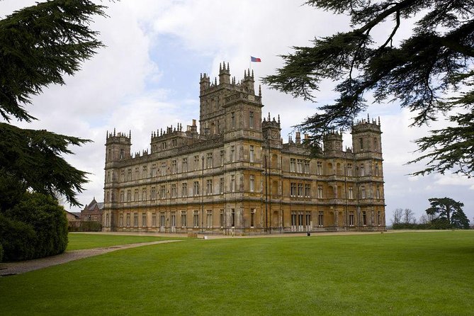 Shared Group Downton Abbey and Highclere Castle Tour from London - Walking through Downton village in Bampton