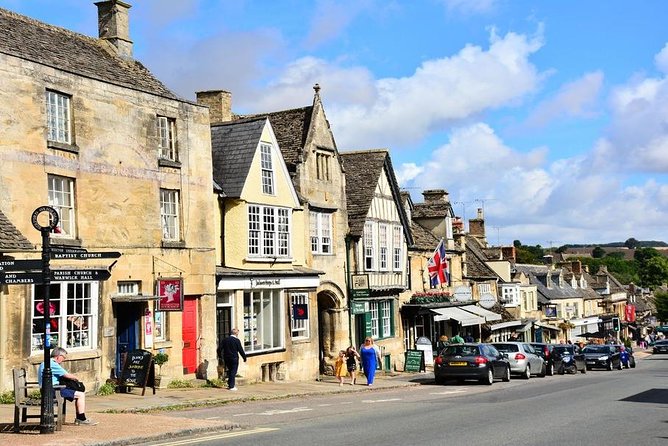 Small-Group Cotswolds Tour (From London) - Bibury: Arlington Row in a short visit