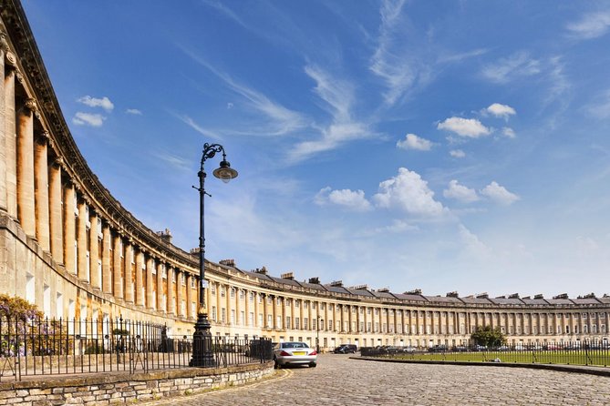 Small Group Cotswolds Village, Stonehenge and Bath Tour from London - Your guide makes the miles more interesting