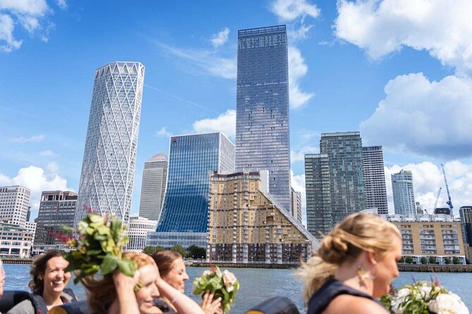 Speedboat Sightseeing: Embankment OR Westminster Pier -45 Minutes - Under Tower Bridge, then faster toward Canary Wharf