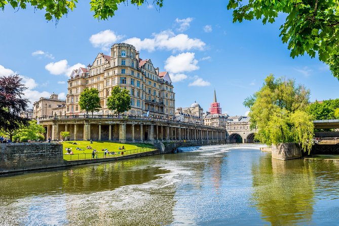 Stonehenge and Bath Day Guided Tour from London - Who should book this day trip?