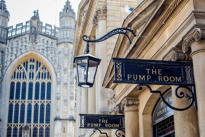 Stonehenge and Bath Day Trip from London with Optional Roman Baths Visit - From Victoria to the ancient stones