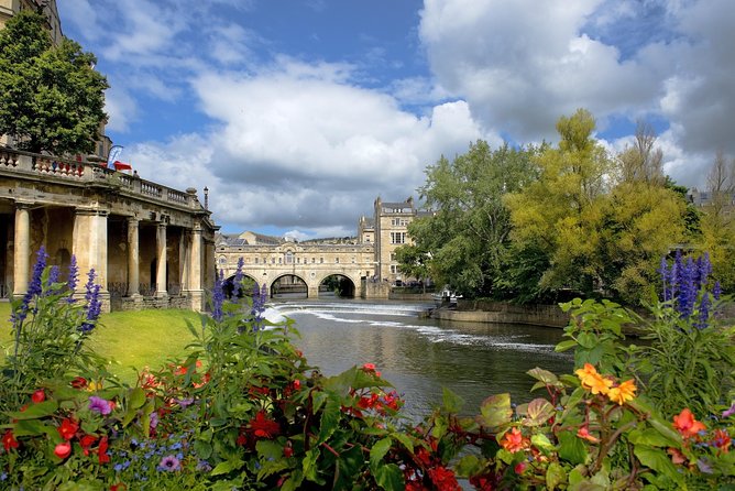 Stonehenge and Bath Day Trip from London with Optional Roman Baths Visit - Should you book?