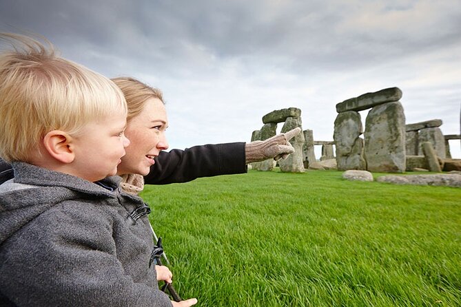 Stonehenge and Windsor from London - The coach makes a big day manageable