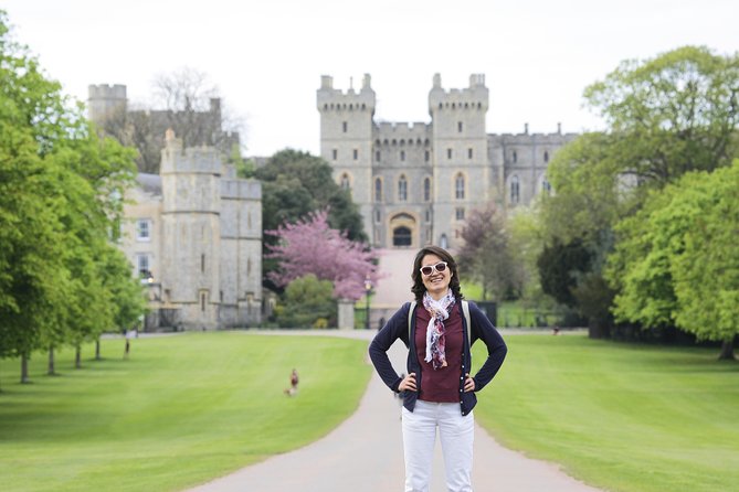 Stonehenge, Windsor Castle and Bath Full Day Guided Tour - Windsor Castle: royal rooms and a tight clock