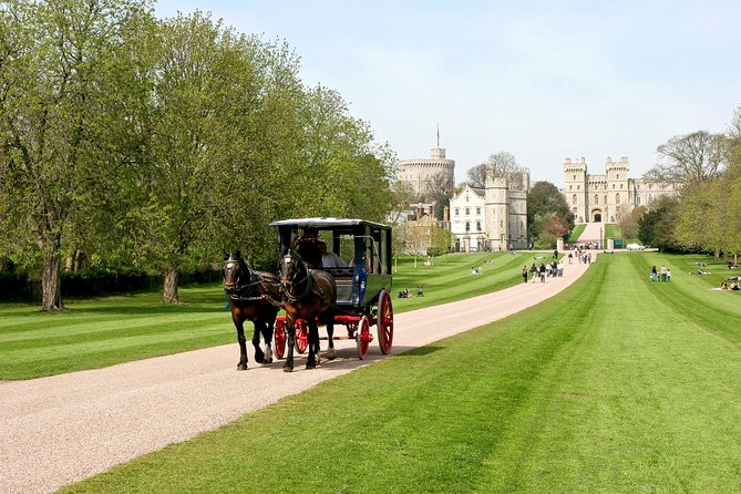 Stonehenge, Windsor Castle and Bath Full Day Guided Tour - Bath: Roman engineering and Georgian streets