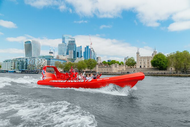 Thames High-Speed Zone Speedboat in London - What the speed feels like from a RIB