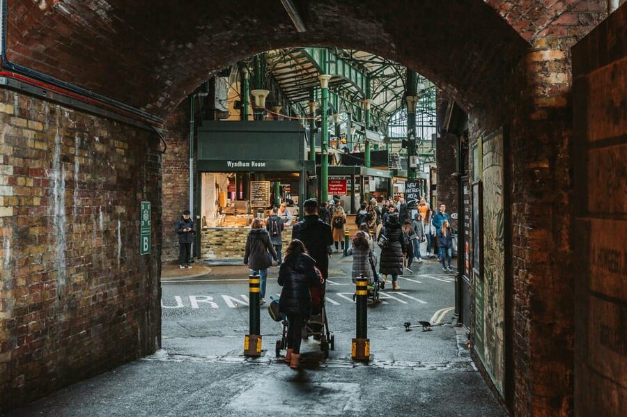 The most complete and exclusive Harry Potter tour in London - Borough Market, Southwark Cathedral and the river